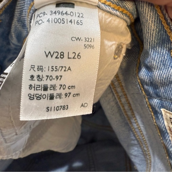 LEVI’S Wedgie Straight Light Wash Jeans 28 - Picture 12 of 12